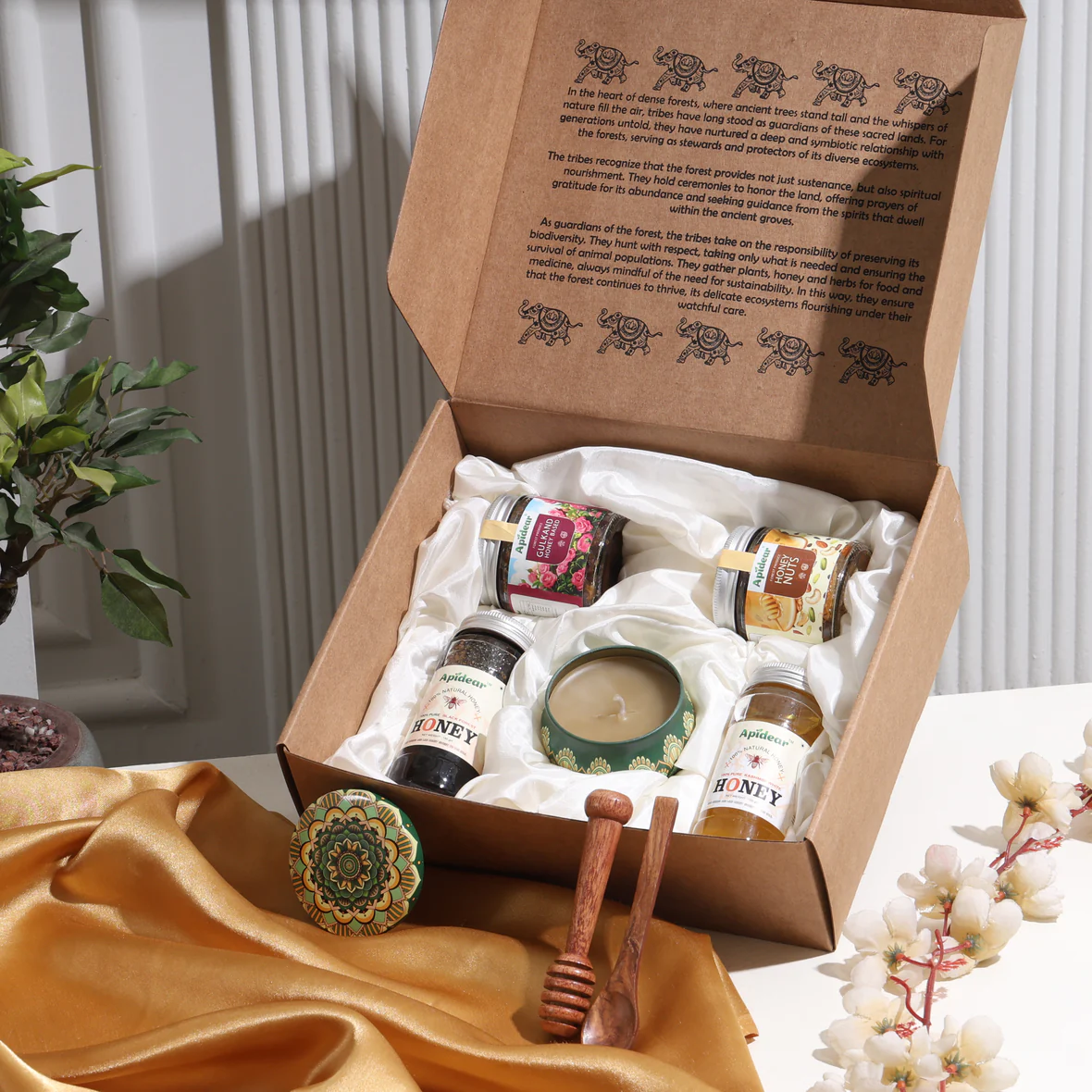 Apidear Essence of the Forest Eco-Conscious Gift Box: A Nature-Inspired Wellness Hamper